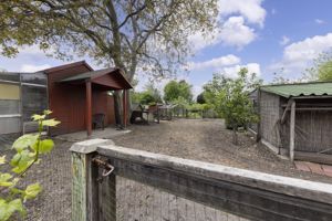 outbuildings- click for photo gallery